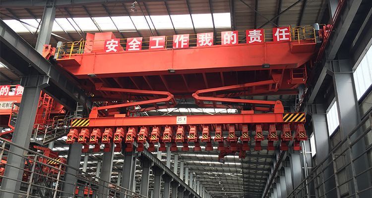 智能碳块夹具起重机